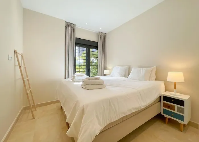 Hoyo19 2 Luxury Views Pools Parking Paddle Golf